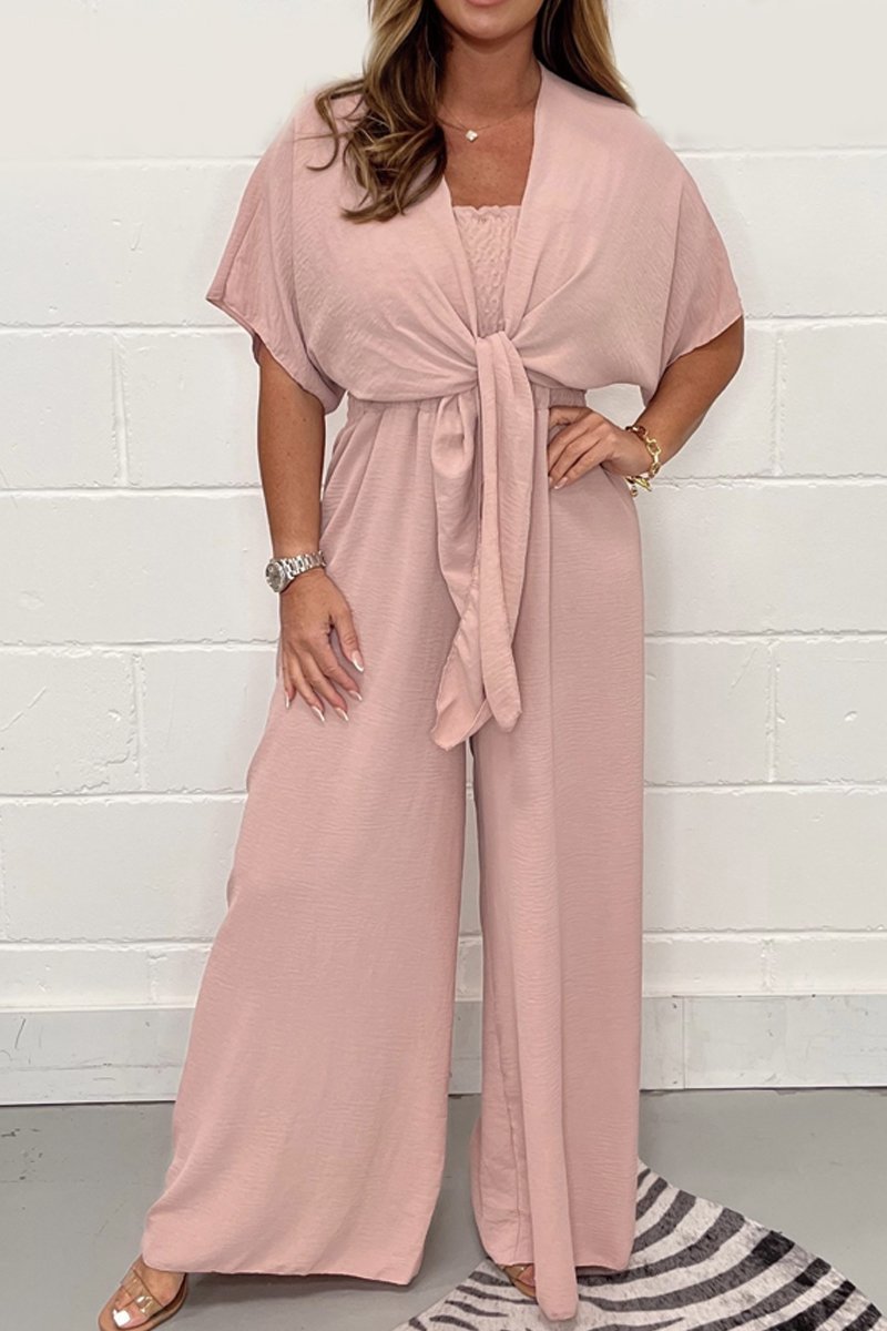 Casual solid color three-piece suit
