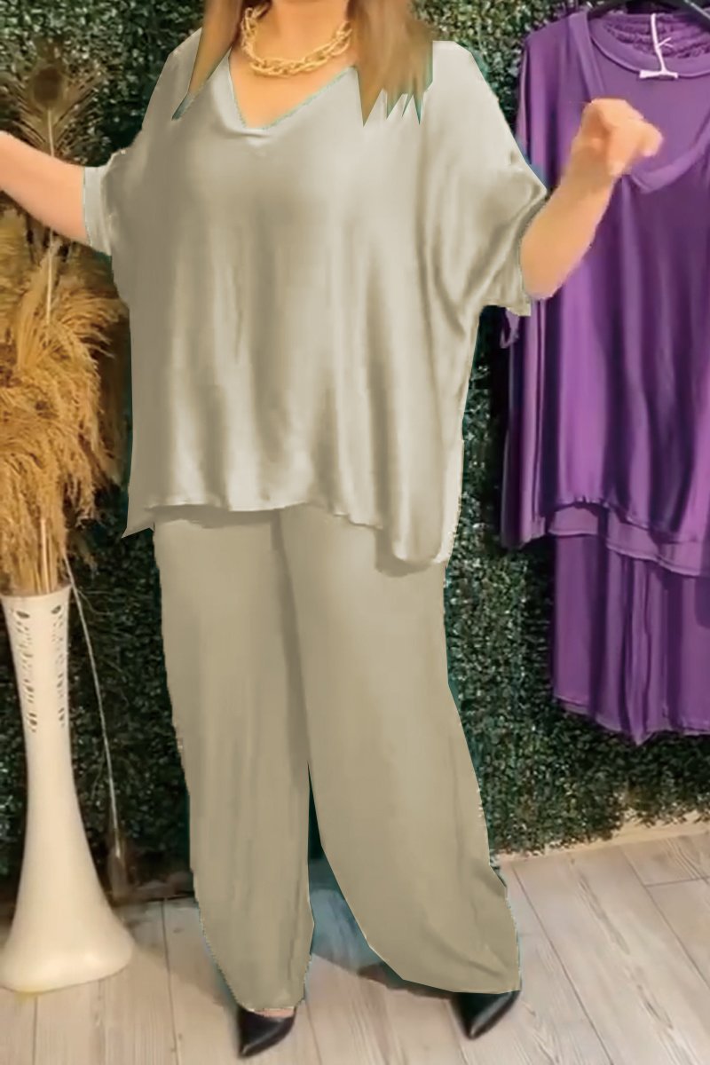 Satin V-neck suit