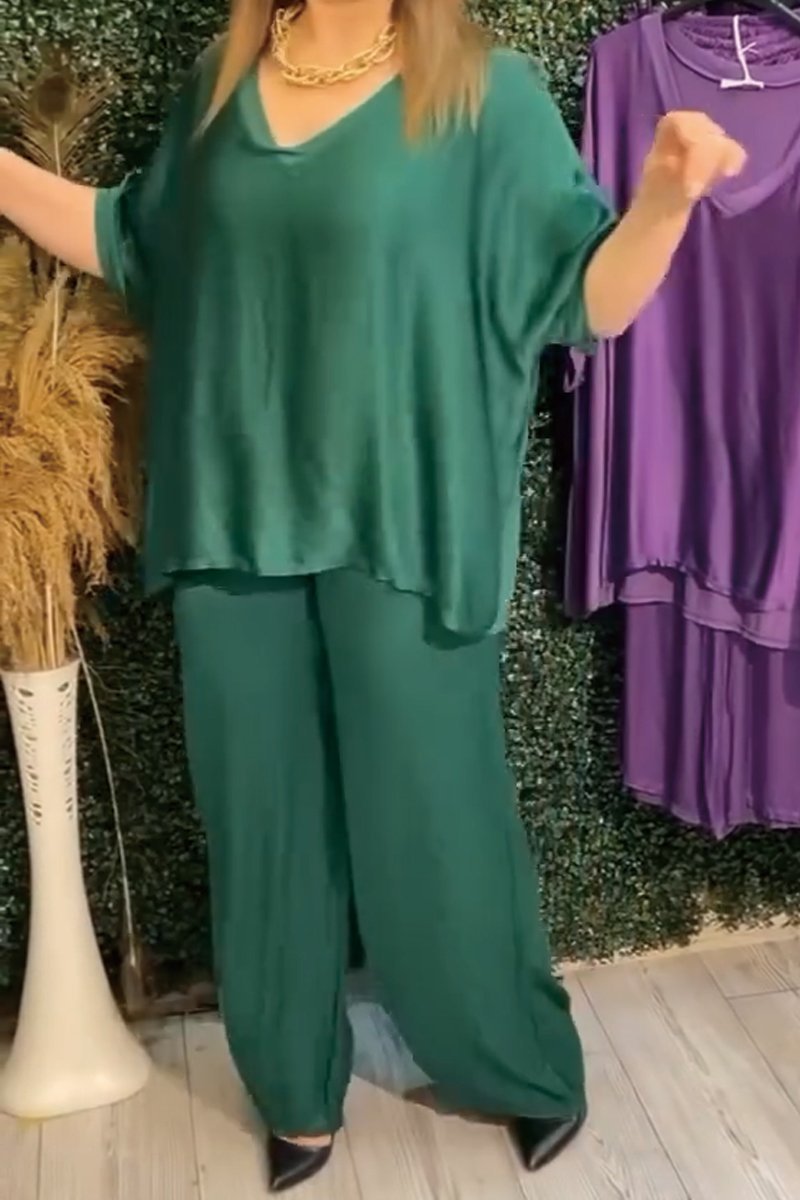 Satin V-neck suit