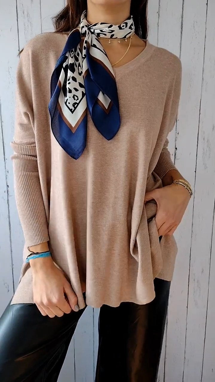 Knitted Long-sleeved V-neck Top
