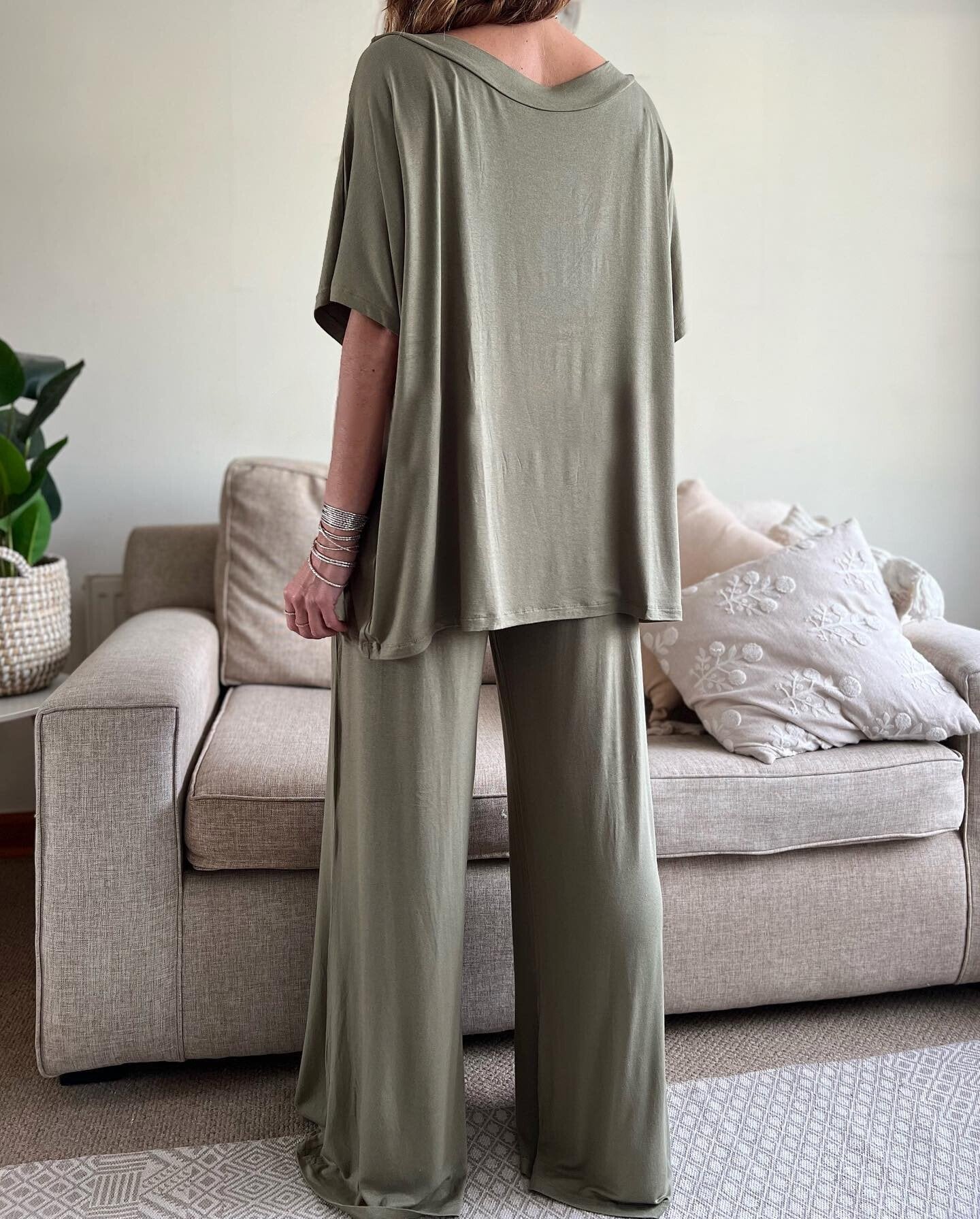 Women's Casual Solid Color Knit Tops and Pants Set