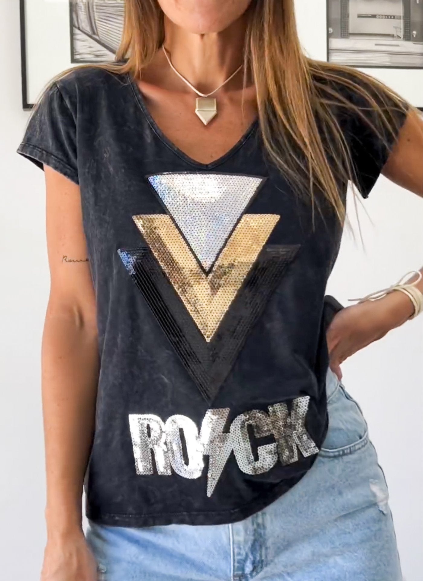V-neck Sequin Graphic T-shirt