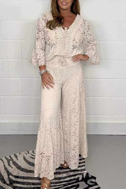 Lace V-neck suit